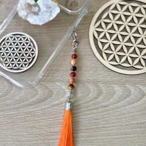 Bijou de téléphone Motivation et Confiance en pierres naturelles avec pompon orange vif