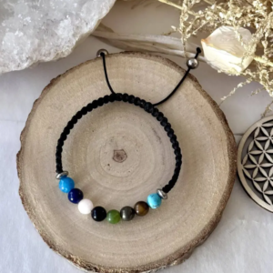 bracelet chemin de vie chemin bohème 6 mm argenté macramé cordon ajustable pierres naturelles vue dessus