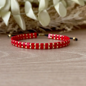 Bracelet Half Tila rouge doré en perles Miyuki design lumineux et structuré