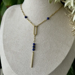Collier Ovalis en lapis lazuli doré avec design en Y élégant