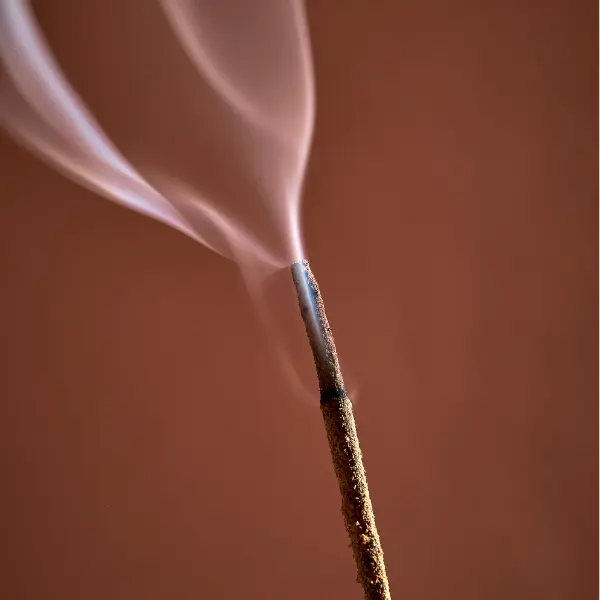 Encens qui brule.