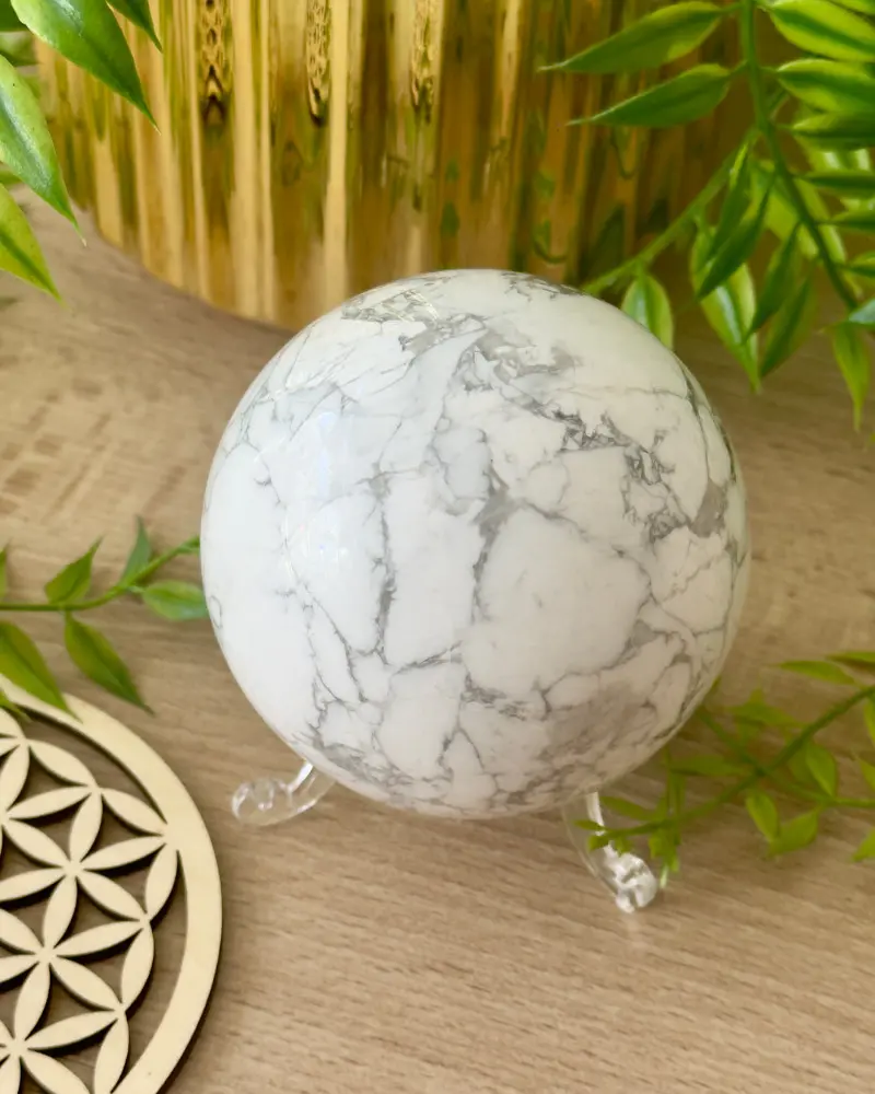 Sphère en Howlite blanche 6,5 cm – Pierre naturelle